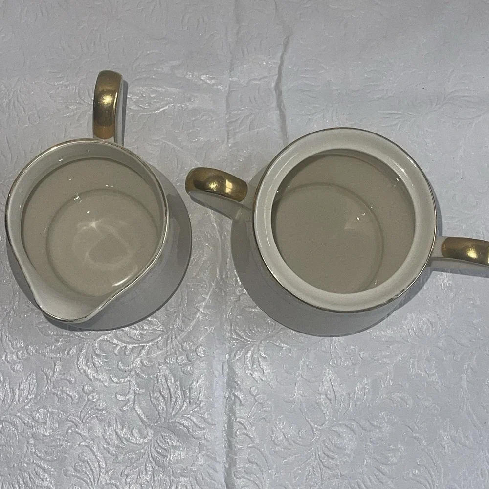 Royal Castle Legacy Floral Pattern Creamer & Sugar Bowl(No Lid) Victorian